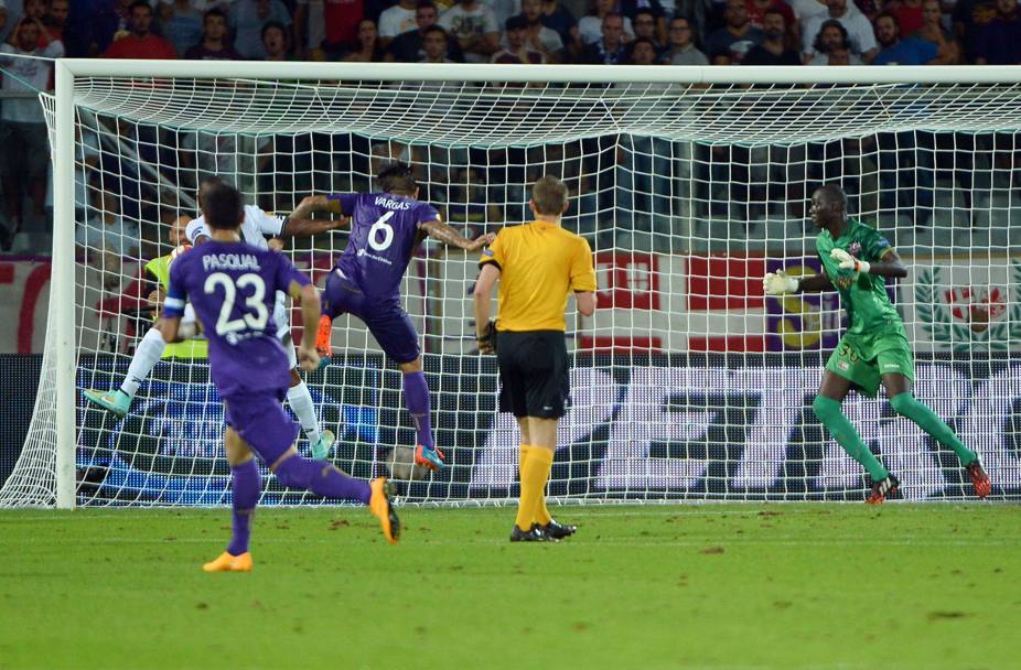 La Fiorentina si sblocca e segna i primi gol stagionali. Di Juan Manuel Vargas l&#39;1-0 al Guingamp. Afp